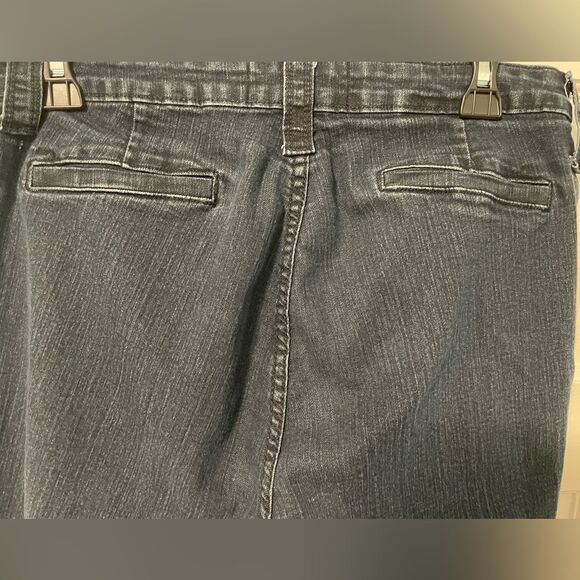 NYDJ High Rise Boot Cut Flare Leg Denim‎ Blue Jeans Faux Back Pockets Size 10 - Picture 4 of 8